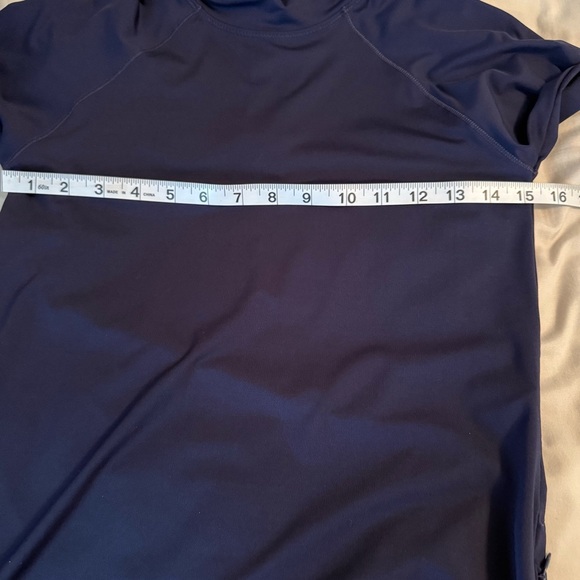 Athleta North Point Rashguard Women’s Size M Long Sleeve Zip Back Blue UPF 50+ - Picture 11 of 13